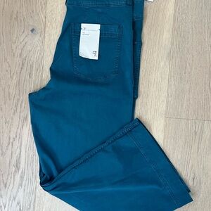 NWT Pilcro Teal Ankle-Length Cropped Pants